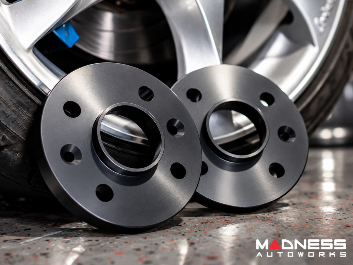 FIAT 500 Wheel Spacers - MADNESS - 12mm - set of 2 w/ extended bolts