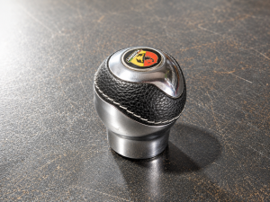 FIAT 500 Gear Shift Knob - Black Italy - Chrome w/ ABARTH Crest FIAT 500 Gear Shift Knob - Black Italy - Chrome w/ ABARTH Crest