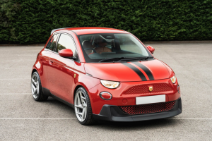 FIAT 500e Gen2 Hood Mask by Kahn Design - Designio 