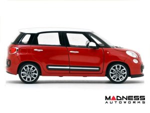 Fiat 500L Die Cast Model 1/43 scale - Red/ White