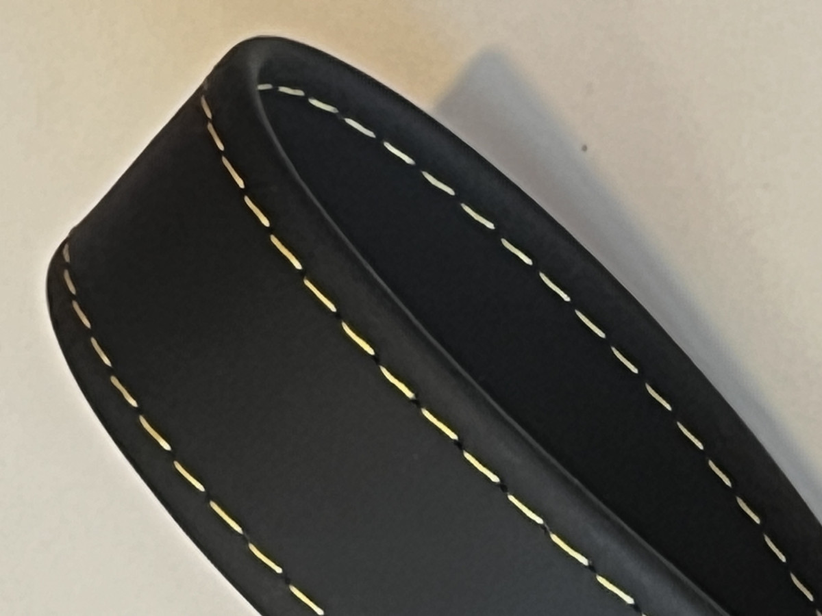 FIAT 500 Trunk Handle / Pull Strap - Black Italy - Black Leather w/ Yellow Stitch