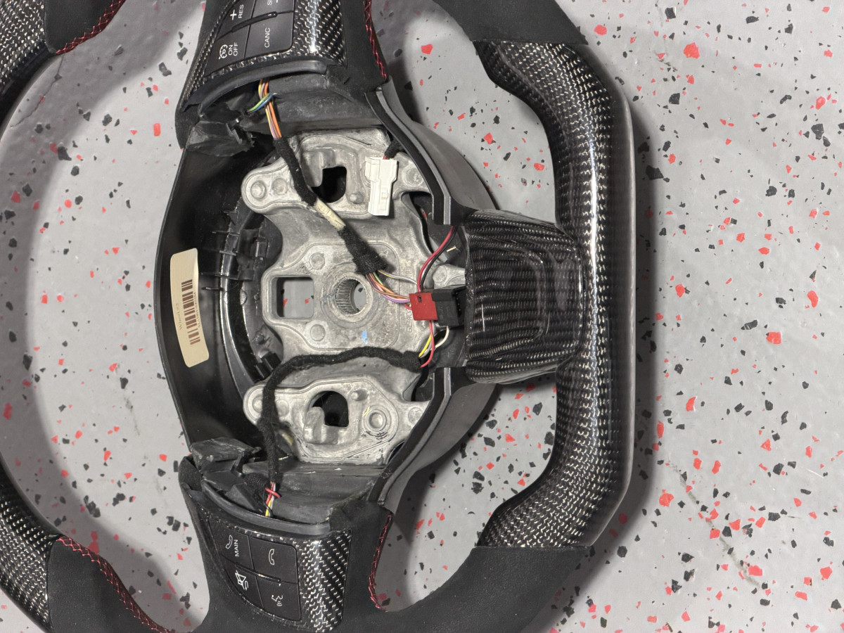 FIAT 124 Custom Steering Wheel - Carbon Fiber - Flat Top/ Flat Bottom w/ Italian Stripe - Perforated Leather