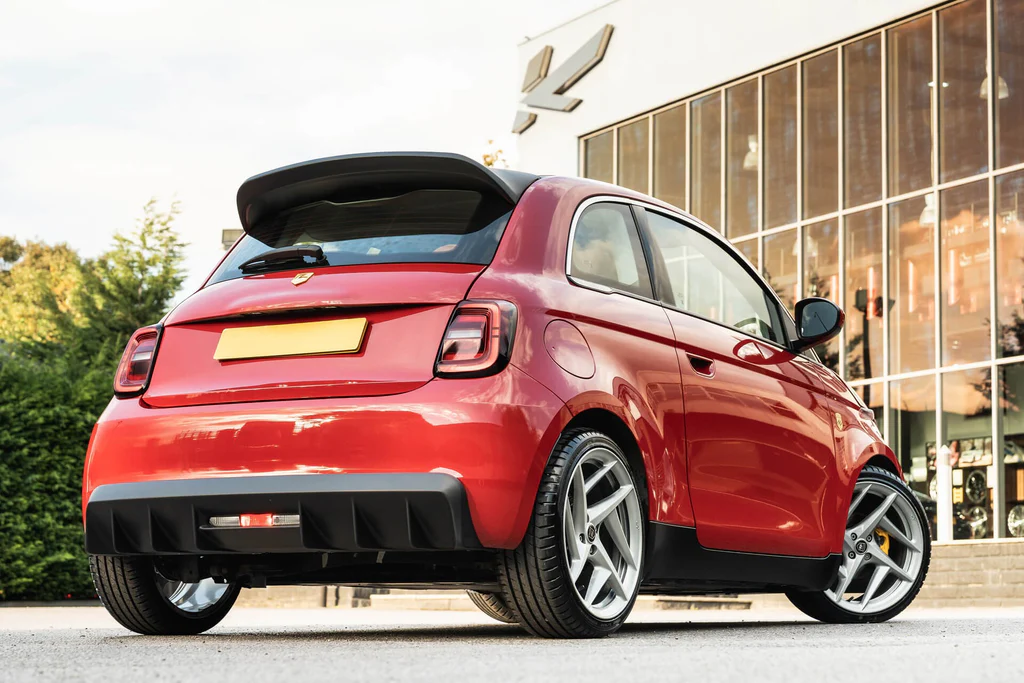 FIAT 500e Gen2 Roof Spoiler by Kahn Design - Designio - Coupe - Gen2