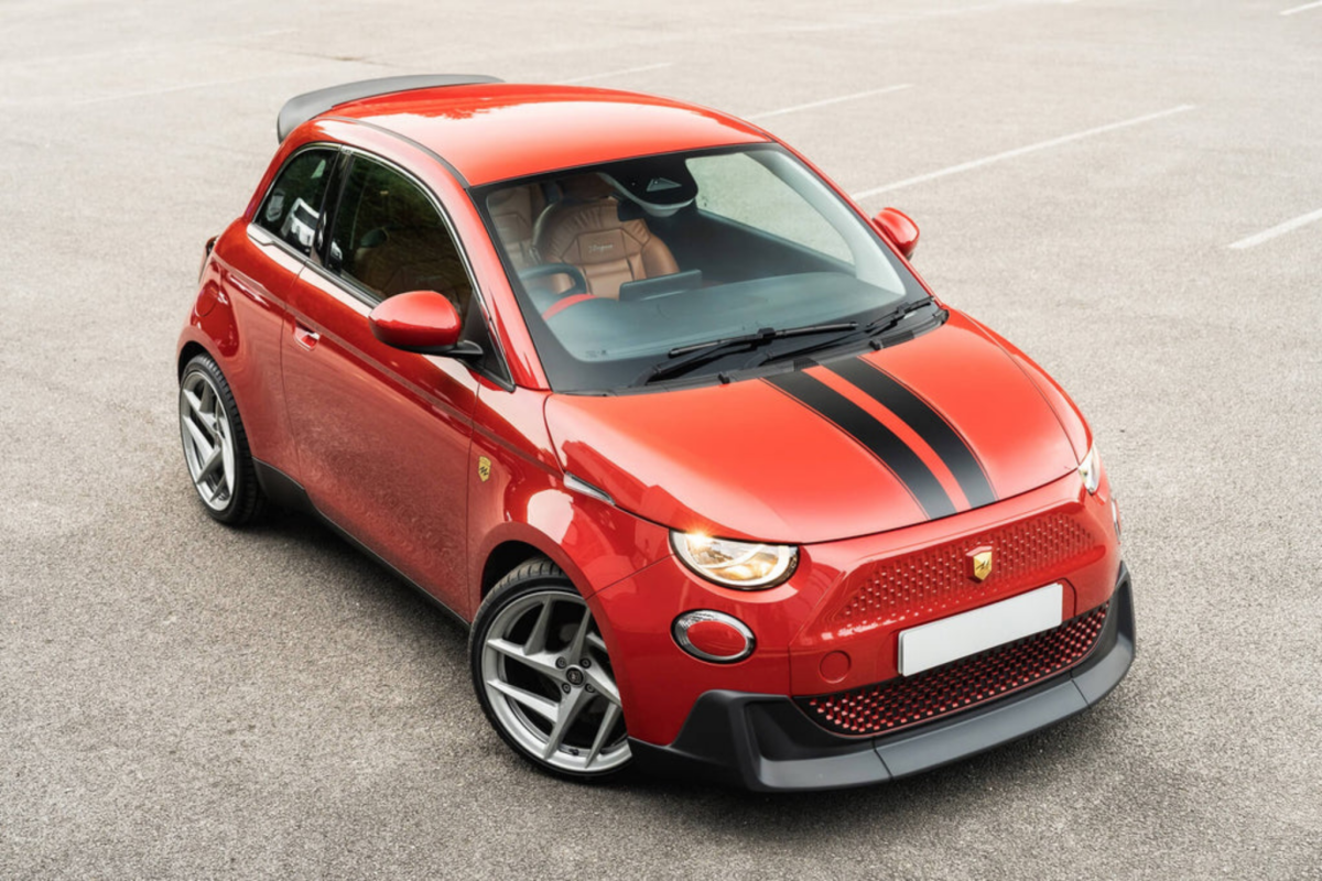 FIAT 500e Gen2 Complete Exterior Package by Kahn Design - Designio - Coupe - w/ 18" Silver Wheels 