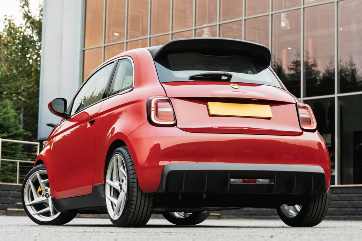 FIAT 500e Gen2 Complete Exterior Package by Kahn Design - Designio - Coupe - w/ 18" Silver Wheels 