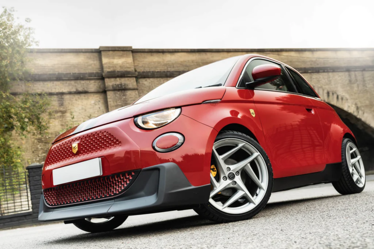 FIAT 500e Gen2 Complete Exterior Package by Kahn Design - Designio - Coupe - w/ 18" Silver Wheels 