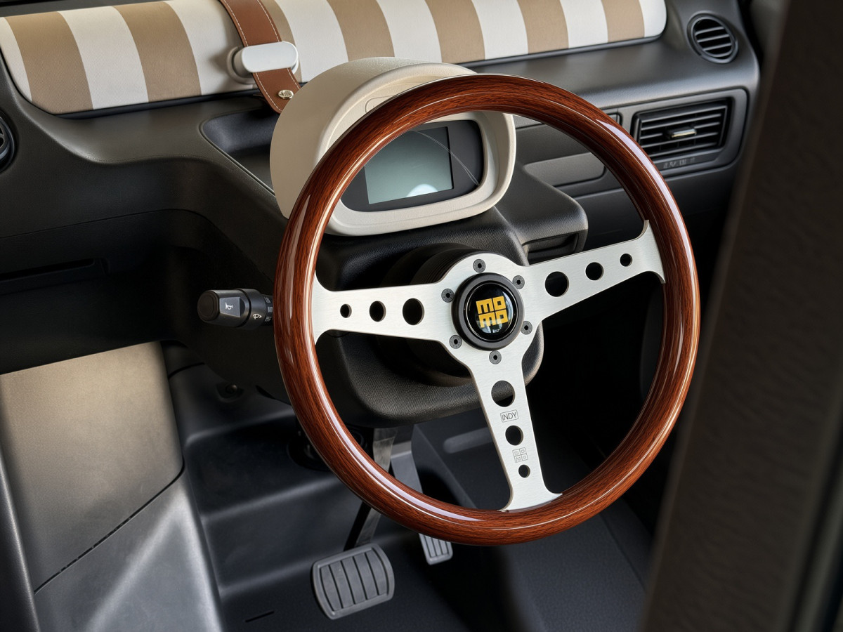 FIAT Topolino Steering Wheel Convertion Kit - MOMO Custom Steering Wheel w/ Adaptor Kit