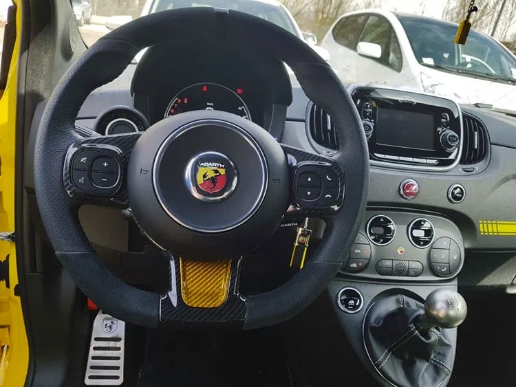FIAT 500 ABARTH Steering Wheel Lower Center Trim Piece - Carbon Fiber - EU Model - Yellow Candy