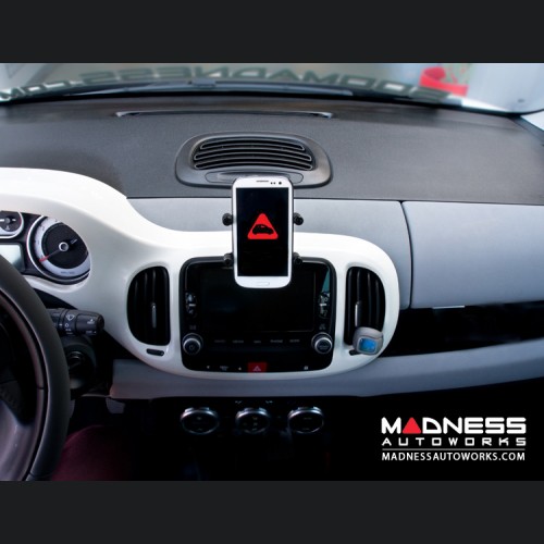 FIAT 500L Phone Mount - Dashboard Mount Style