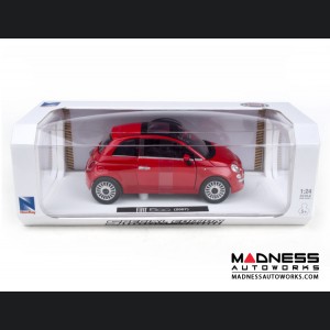 FIAT 500 Die Cast Model 1/24 Scale - Lounge - Red 