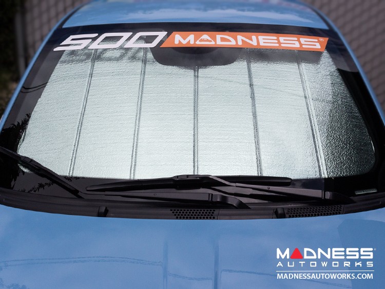 FIAT 500 Windshield Reflector by Intro-Tech - Ultimate Reflector - w/o Rain Sensor 