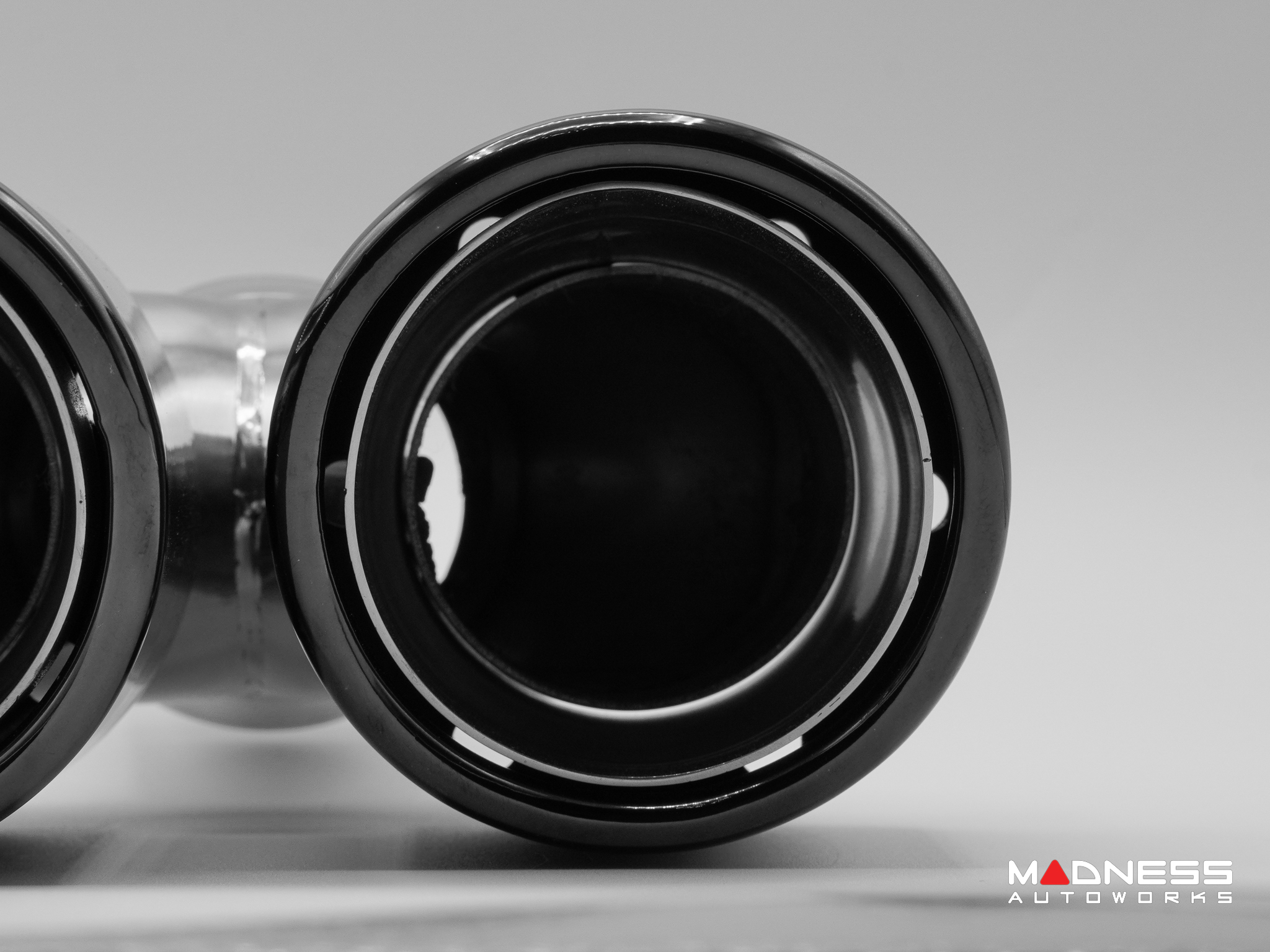 Purchase  L+R  ID:2.5'' OD: 3.5'' H Dual M Exhaust Tip Glossy Carbon Fiber Quad Tailpipe I2857642